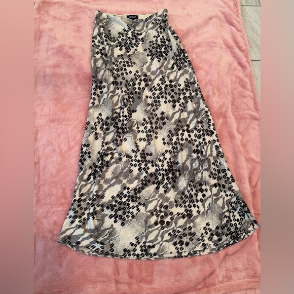 Express Animal Print Midi Skirt Women's XS - Picture 6 of 8